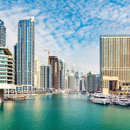 Step Into Serenity - Discover Modern Living In 1Br Apartment With Panoramic Views In Dubai Marina Near Jbr Walk, Beach And Bla Bla Club ภายนอก รูปภาพ